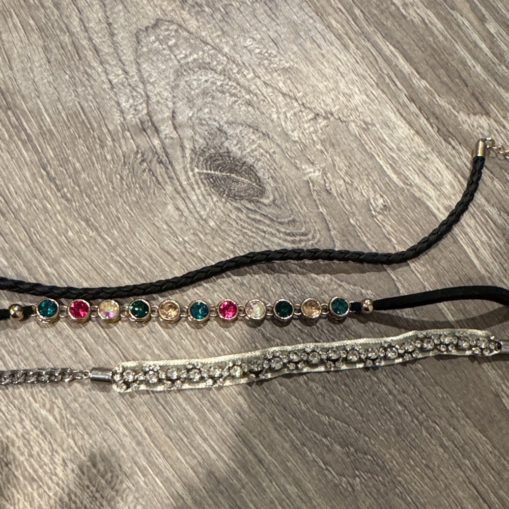 3 AEO Chokers - Picture 2 of 5